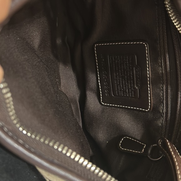 Coach Black Signature Mini Shoulder Bag K05k-6266
New with no box or bag - Picture 4 of 5